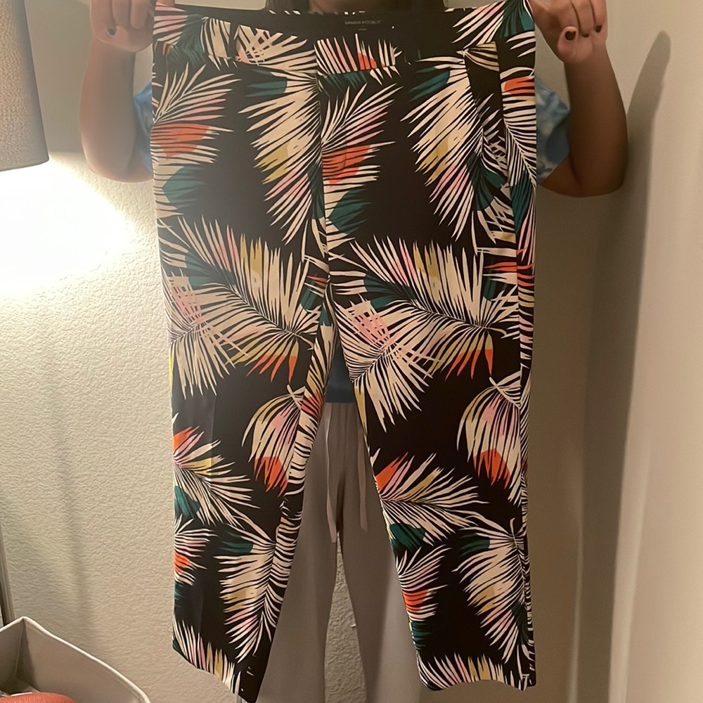 100% polyester size 8 Banana Republic